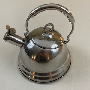 Lagostina 07P stovetop kettle